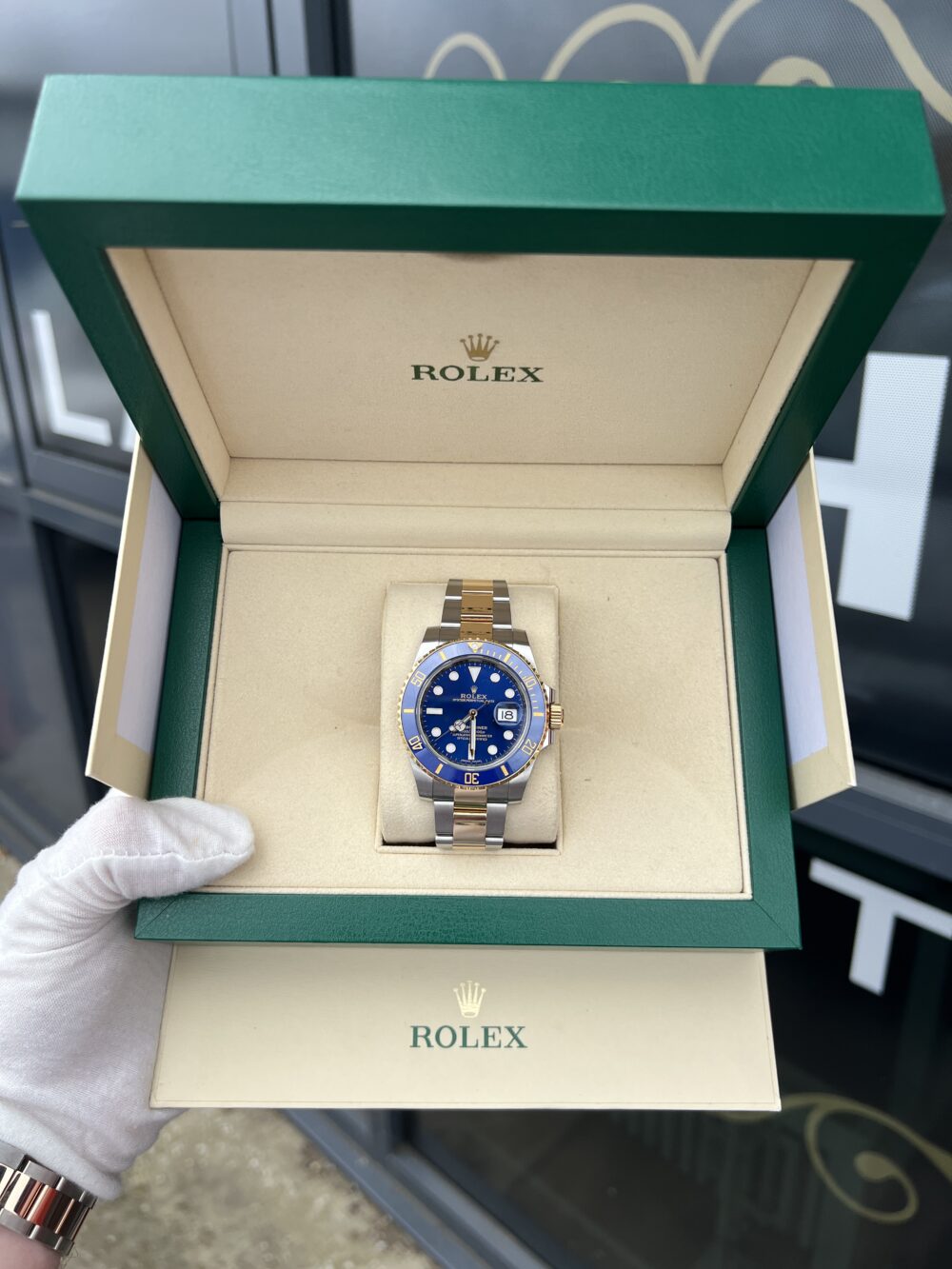 ROLEX BLUESY OR £9,000 CASH + £10,000 IN INSTANT WINS! - Image 2