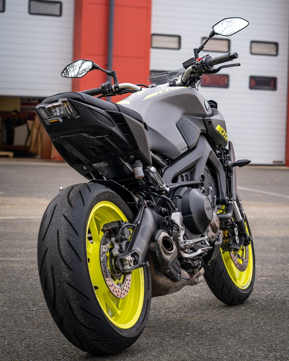 YAMAHA MT-09 MOTORBIKE! - Image 8