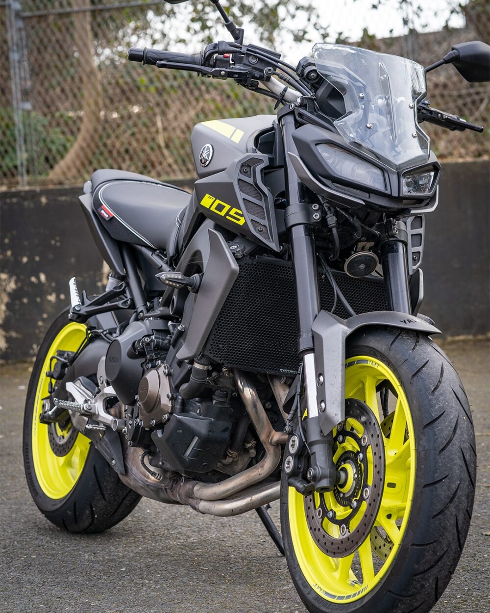 YAMAHA MT-09 MOTORBIKE! - Image 3