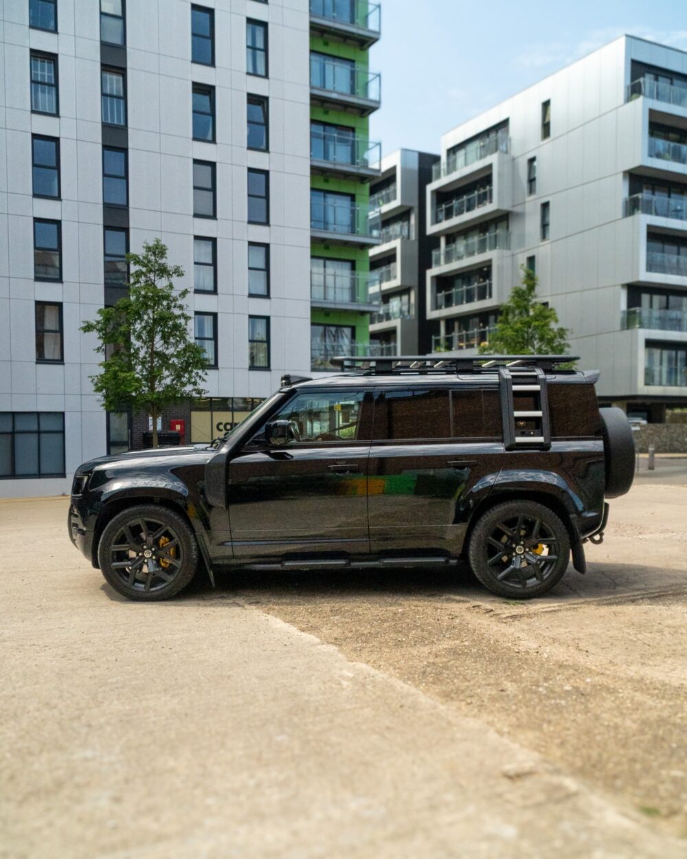 LAND ROVER DEFENDER URBAN EDITION OR £35,000 + INSTANT WINS! - Image 8